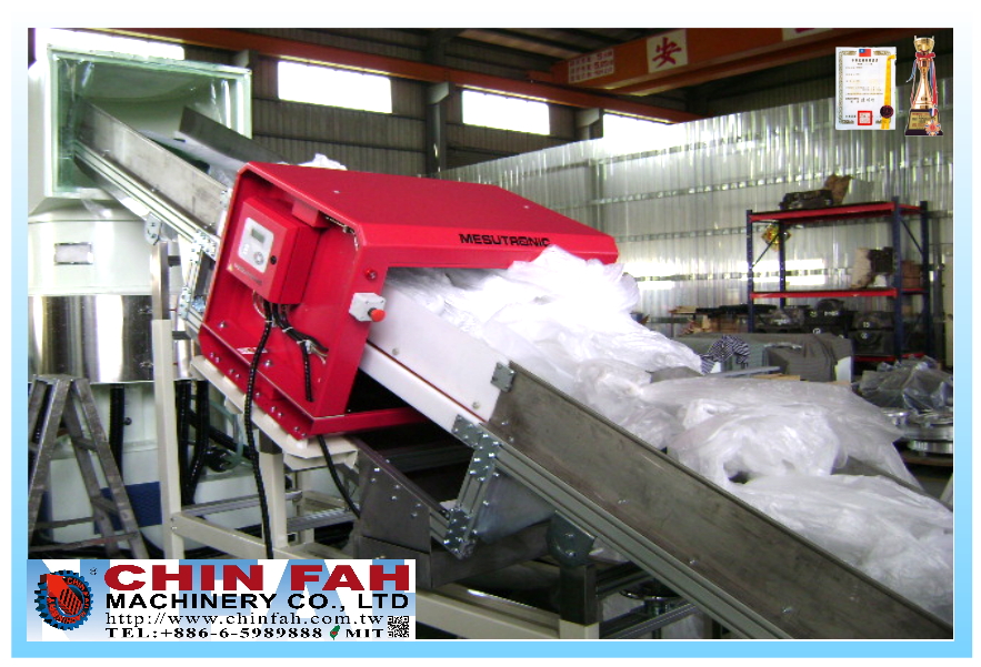 YF-HNV Series 3-in-1 Plastic Waste Film Recycling Machine 3